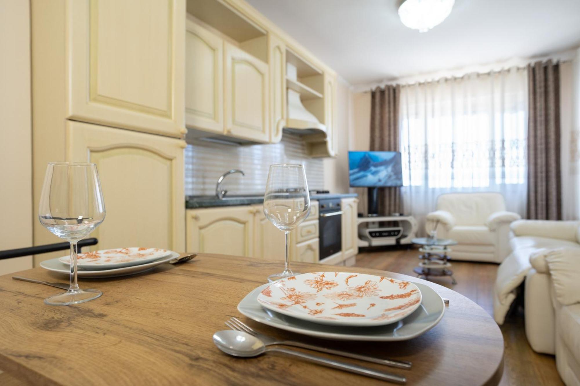 Sea View-Apartment On The Beach - Durrs2 Durres Ngoại thất bức ảnh
