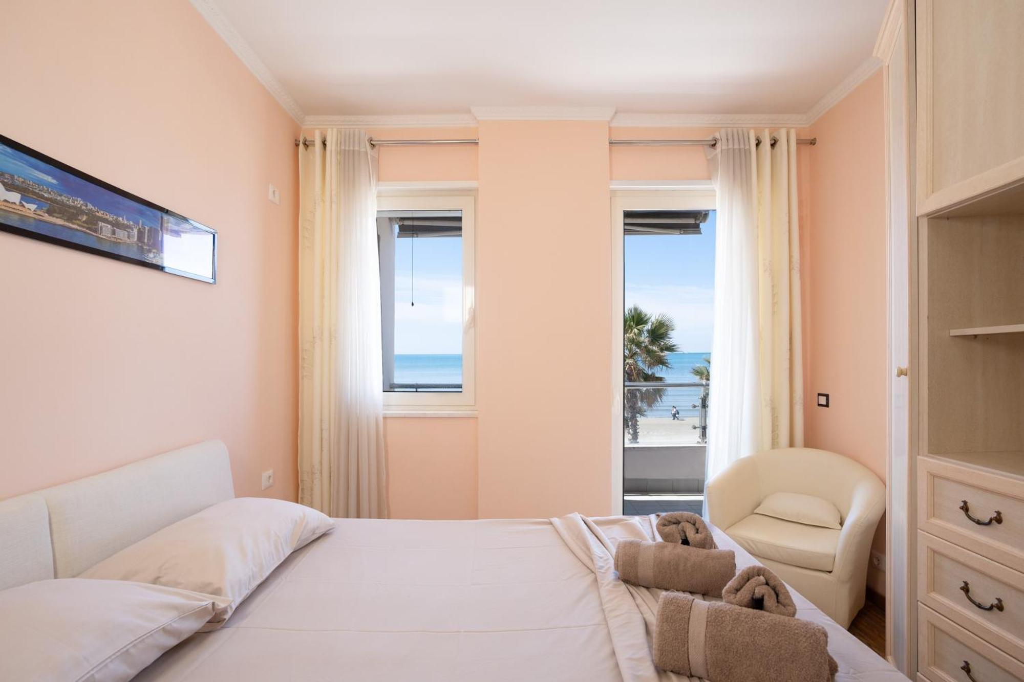 Sea View-Apartment On The Beach - Durrs2 Durres Ngoại thất bức ảnh